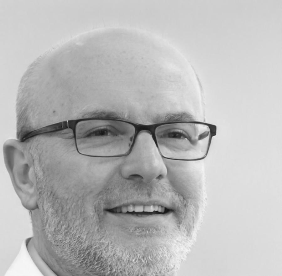 Portrait de Théophile Moreau, directeur stratégie innovation chez norvexalio